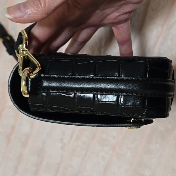 Michael Kors Jet Set Small Full Flap Crossbody with Gold Accents - Picture 10 of 12